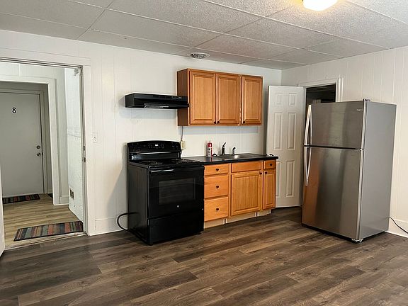 3rd image of 219 Lynwood St #6