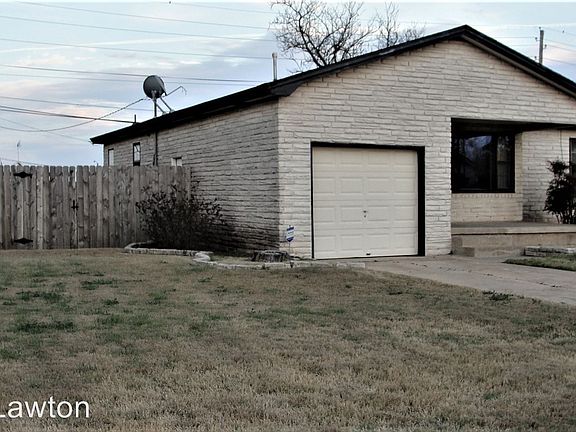 2nd image of 2817 NW 21st Pl