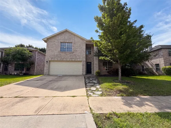 2320 Bantry Ln, Arlington, TX 76002