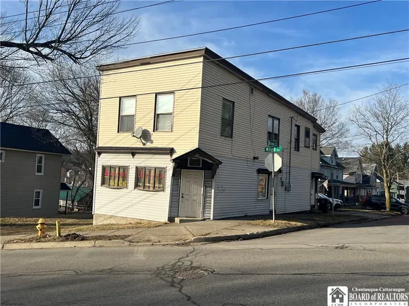 121 Willard St, Jamestown, NY 14701