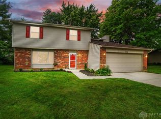 1006 Brookwood Ct, Fairborn, OH 45324