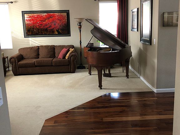 2nd image of 465 Kings Ct