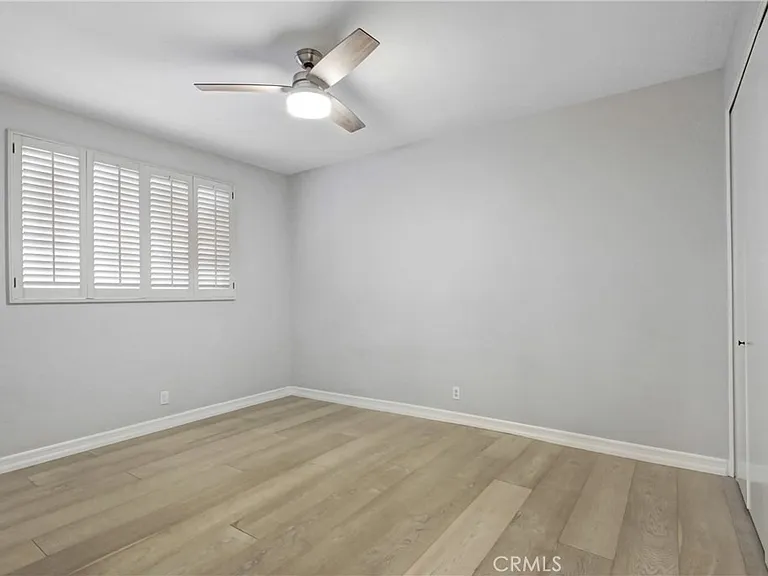 4949 Genesta Ave #104 — Photo 25