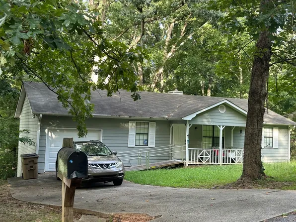 304 Cedar St, Stockbridge, GA 30281