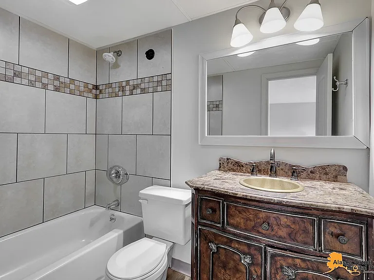 3503 Indiana St — Photo 12