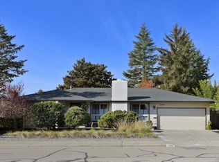 7209 Fairfield Dr, Santa Rosa, CA 95409