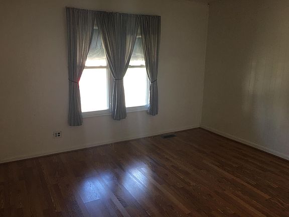 2nd image of 1918 Grandview Ave
