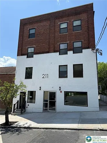 211 South St #2 Photo 1