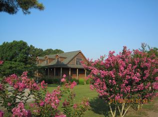 606 Puddin Ridge Rd, Moyock, NC 27958