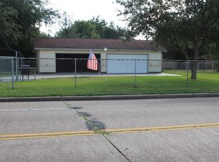 2829 3rd Ave N, Texas City, TX 77590