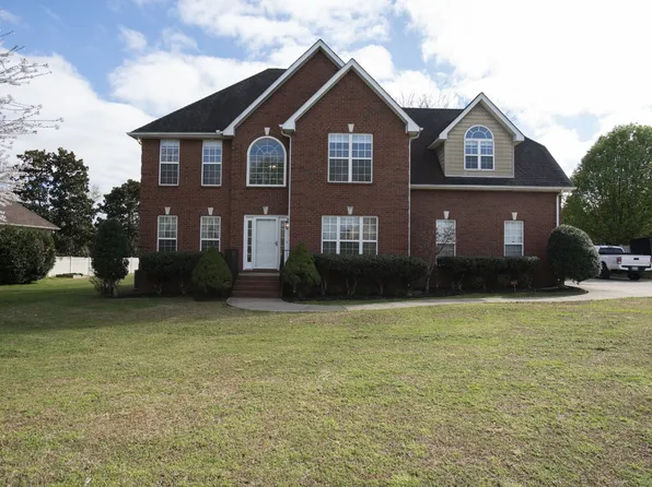 584 Osborne Ln, Murfreesboro, TN 37130