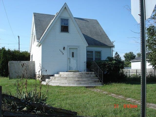 1st image of 1378 Davis St