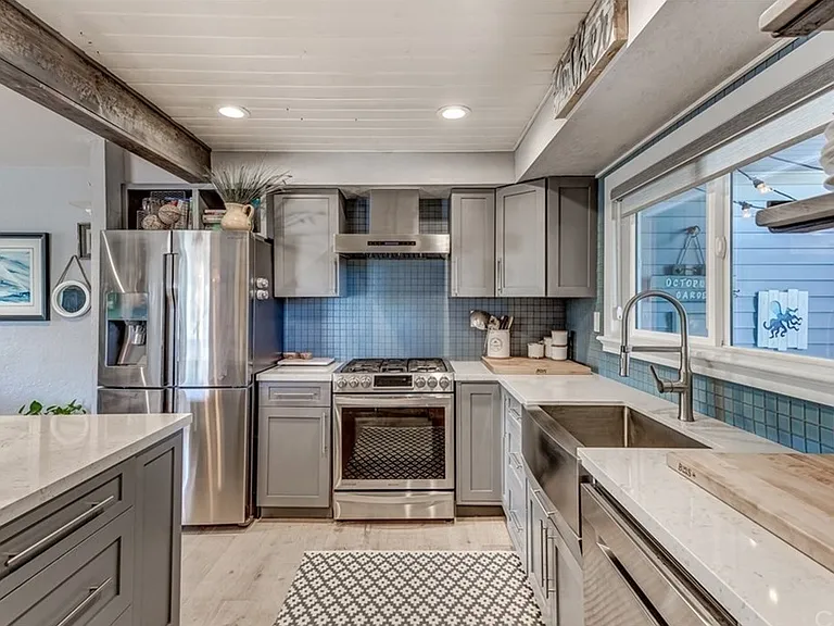24561 Harbor View Dr #13 — Photo 8