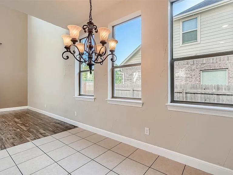 908 Hartman Dr — Photo 12