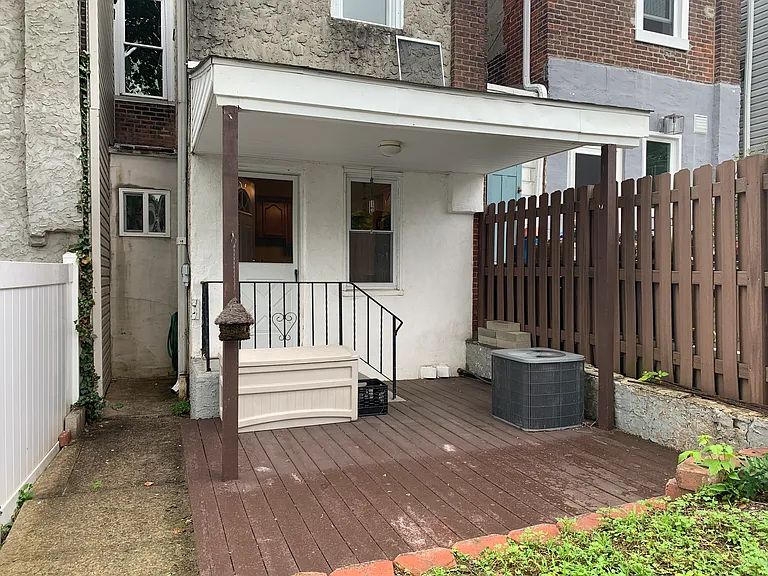3714 Stanton St — Photo 24