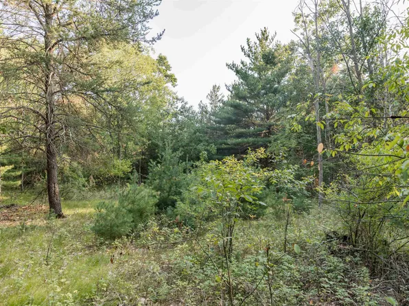 3 Deer Ridge Ests, Oxford, WI 53952