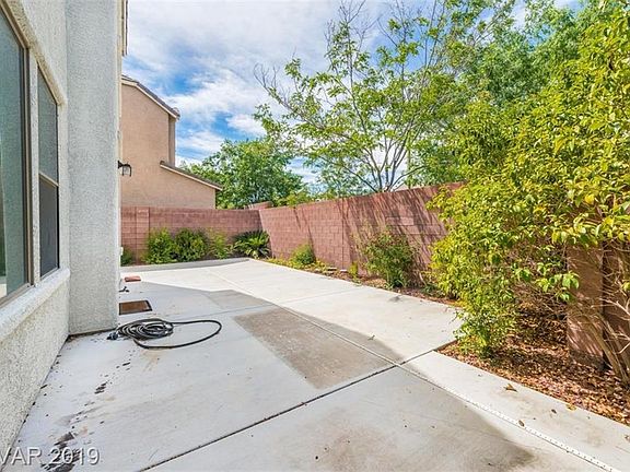 5th image of 10464 Calico Pines Ave