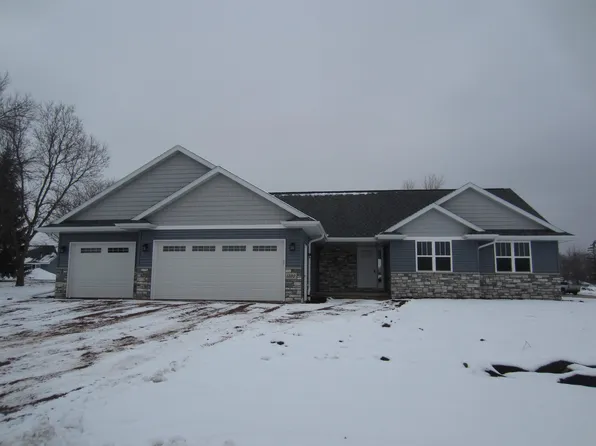 1320 Highland Ridge Dr, De Pere, WI 54115