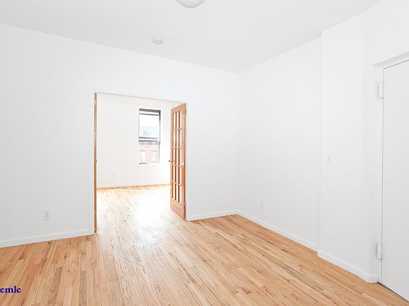 2nd image of 1592 2nd Ave APT 5A