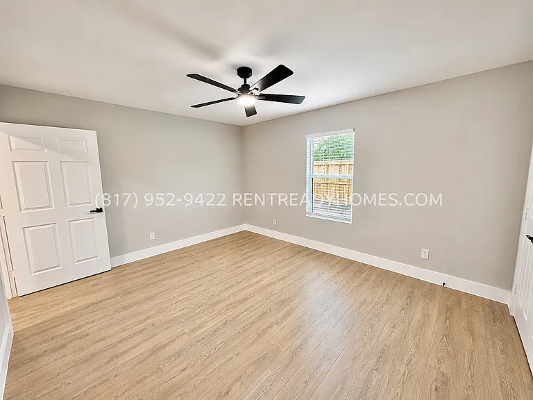 4919 Dickens Rd — Photo 9