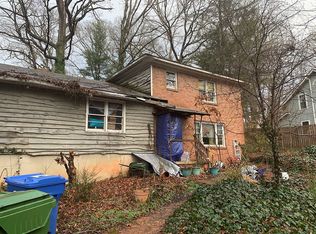 145 Saint Dunstans Rd, Asheville, NC 28803