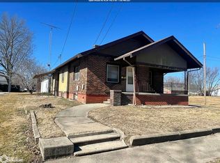 516 N 8th St, Centerville, IA 52544