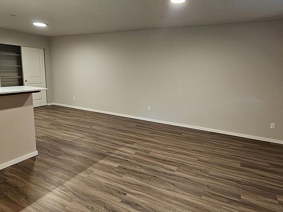 4th image of 15713 35th Ave W