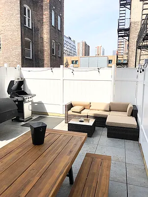 Rented by Compass | media 26