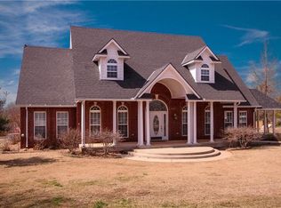 2707 Maple Dr, Harrah, OK 73045