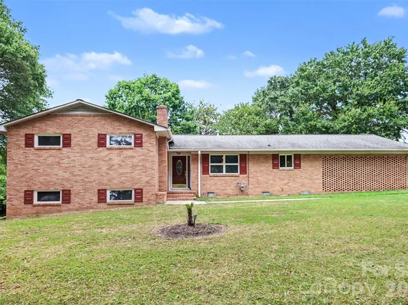 298 Enwood Dr, Charlotte, NC 28214