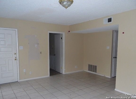 4th image of 11831 PETAL DR #27