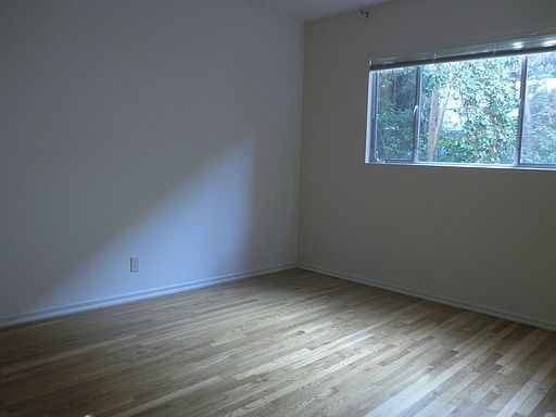 2nd image of 11965 Montana Ave APT 19