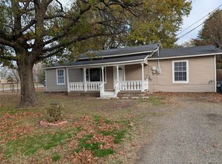 301 S Lincoln Ave, Wagoner, OK 74467