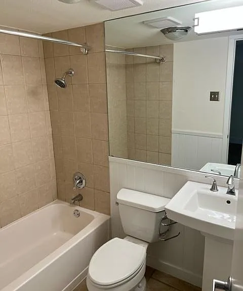 1314 Rosewood Ave #106 — Photo 10