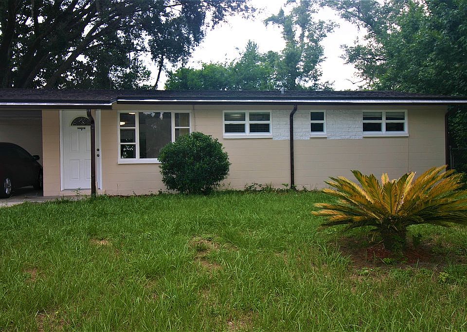 1st image of 404 Woodside Dr