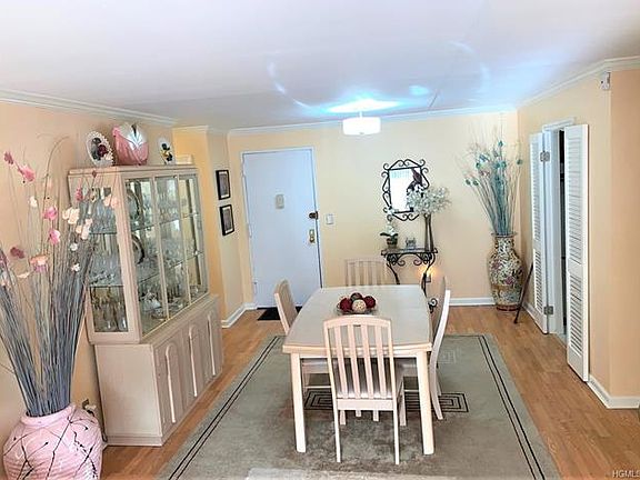 3rd image of 200 Diplomat Dr APT 3K