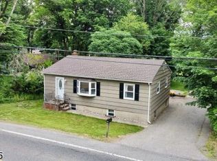 1782 Union Valley Rd, West Milford, NJ 07480