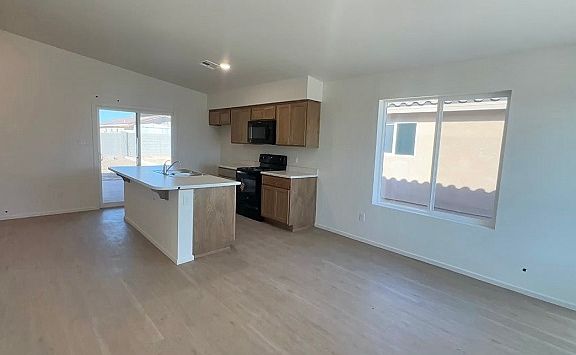 2nd image of 7946 E 46th Pl