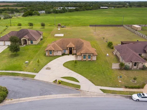 167 Village East Dr, Los Fresnos, TX 78566