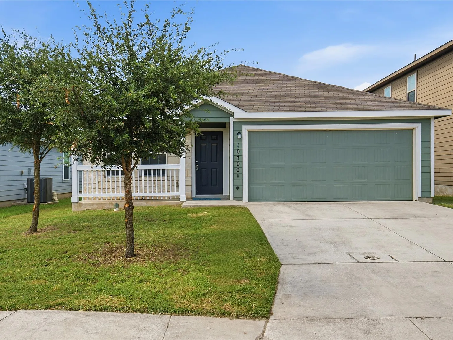 3 bed, 2.0 bath, 1464 sqft, $1,495 — Photo 2
