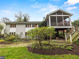 8711 Brierly Ct, Chevy Chase, MD 20815