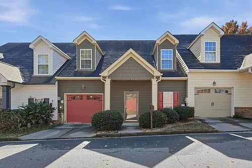 2826 Fox Wood Ln Photo 1