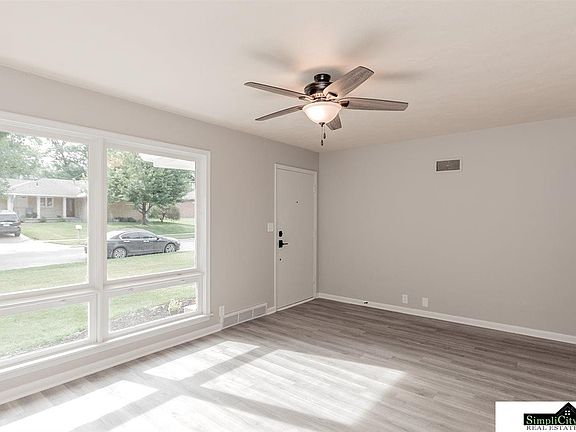 5th image of 2735 S 44th St