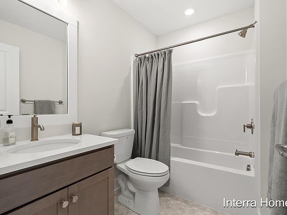 5th image of 275 Hickory Valley Dr