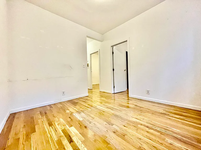 312 E 84th St #3C — Photo 5