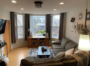 3416 N Greenview Ave APT 2, Chicago, IL 60657