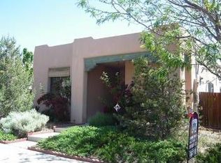 4029 Los Milagros, Santa Fe, NM 87507