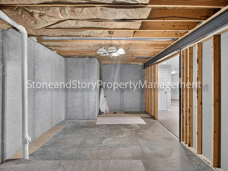 6926 SW 17th St — Photo 32