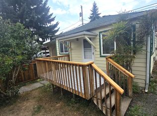 127 S Macleod Ave #B, Arlington, WA 98223