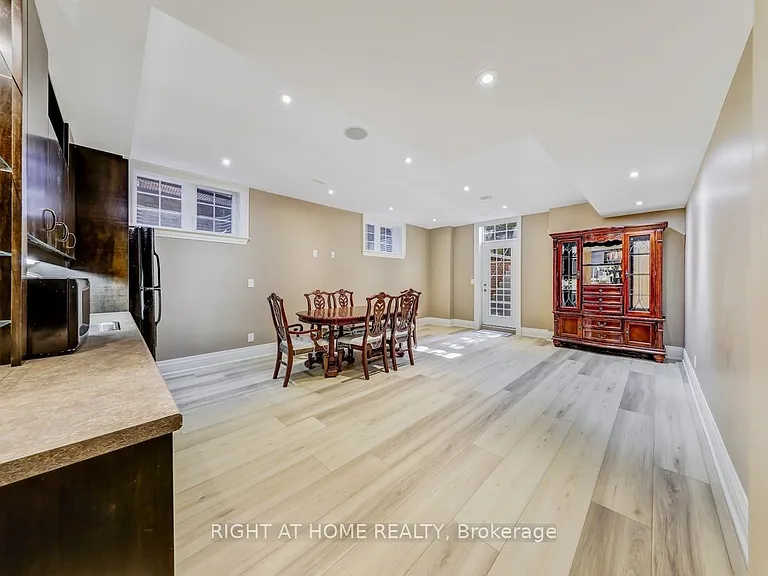 3 Westrose Ave — Photo 23